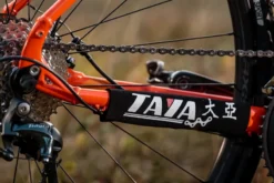 Taya TB90 9 Speed Chain Silver