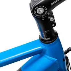Ampere Hilux 700c Wheel Electric Bike Black And Blue 19 Ampere Hilux 700c Wheel Electric Bike Black And Blue -Good Velo Supply Sales Store HILUX BLUE WEB208