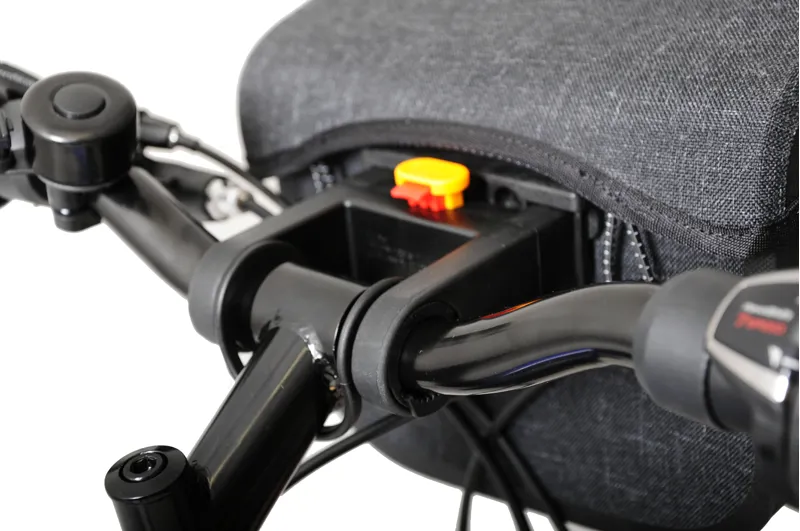 AI Urbane 3L Handlebar Adventure Bag 5 AI Urbane 3L Handlebar Adventure Bag - Image 3