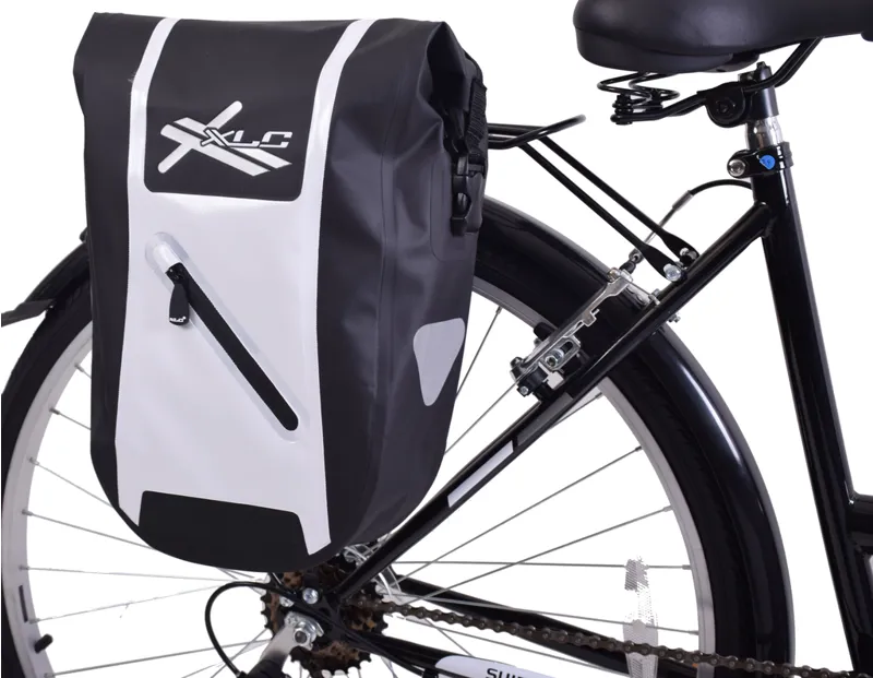 XLC Low Rider Double Pannier Bag 18L 5 XLC Low Rider Double Pannier Bag 18L - Image 3
